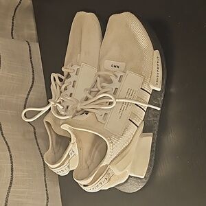 Adidas NMD_R1 V2 White Black